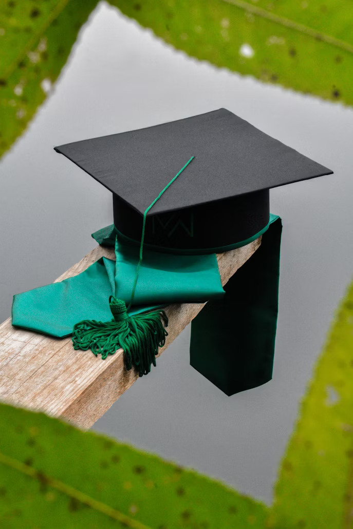 Equivalence of diplomas